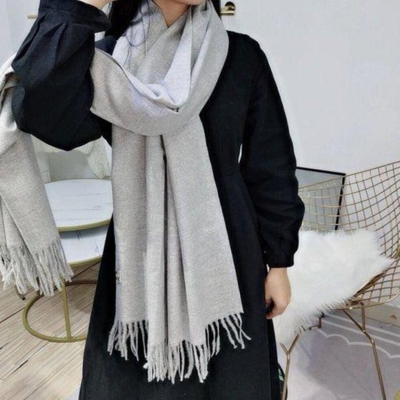 Acne studios wool scarf NWT Authentic